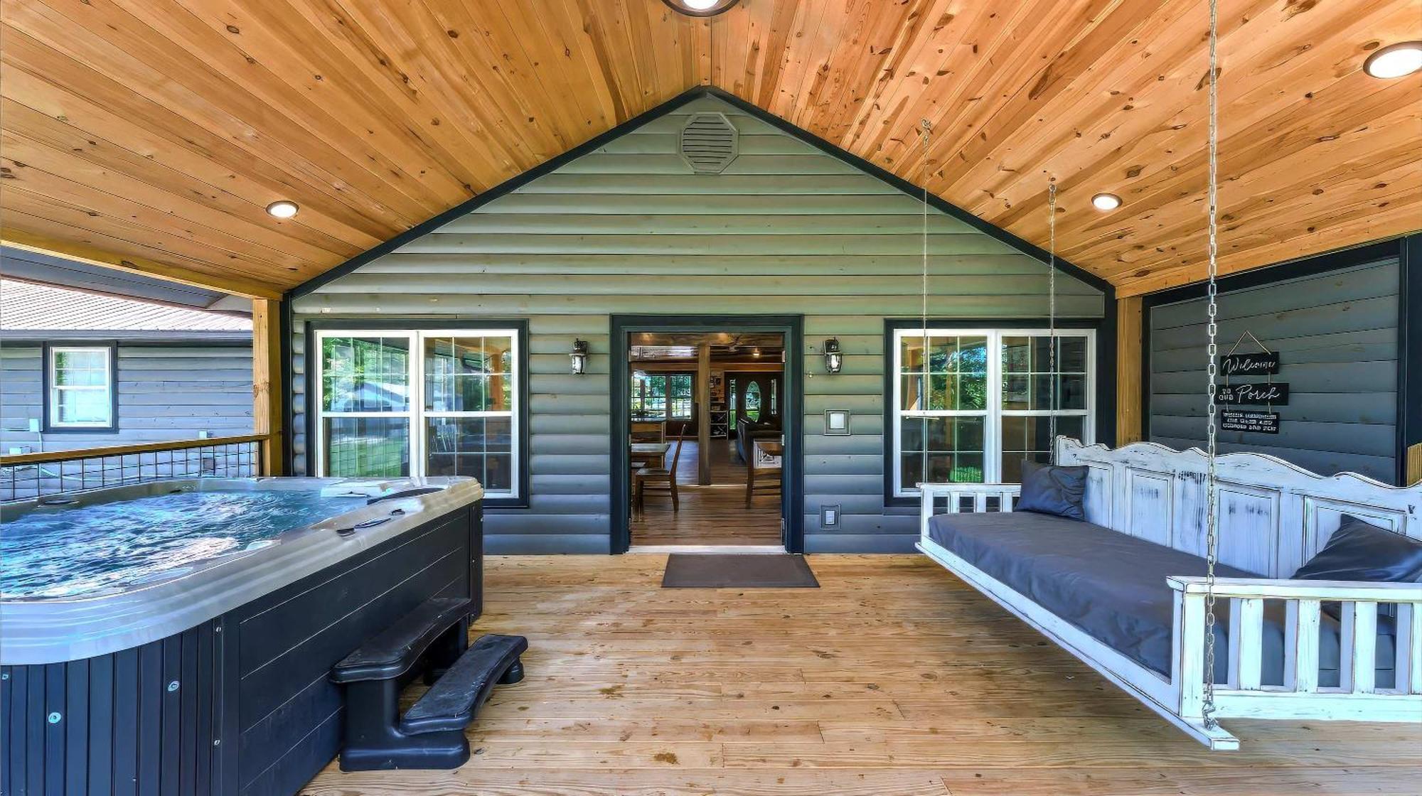 Poolside At Autumn Woods - Pool, Theater, Fireplace, Firepit, Arcade Sevierville Eksteriør bilde